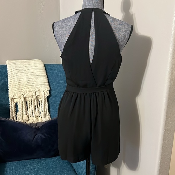 Express Black Romper - Picture 3 of 7